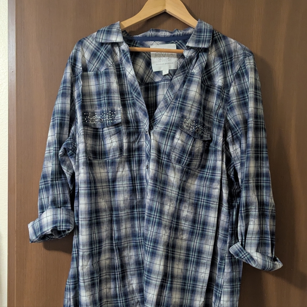 Blue Plaid Button-Up Shirt